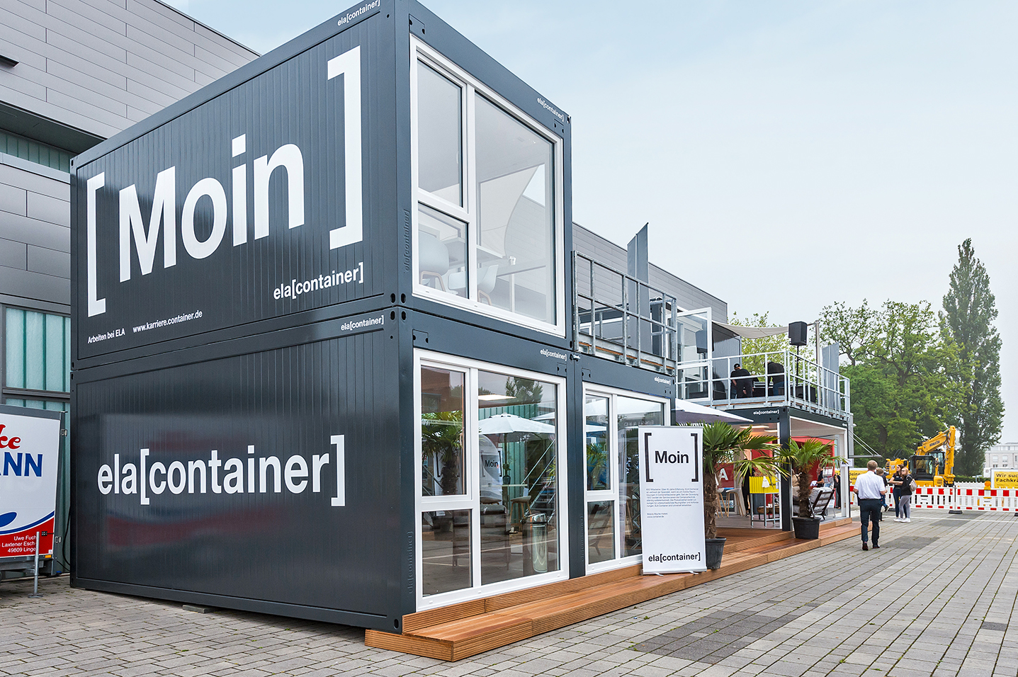ELA Container - Messestand Jobmesse Lingen Frontansicht links