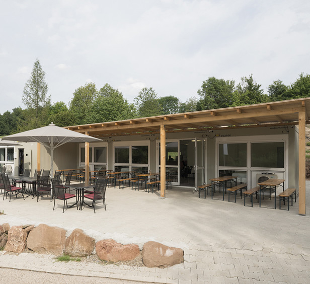 ELA Container - Golf Resort mit neuem Schwung