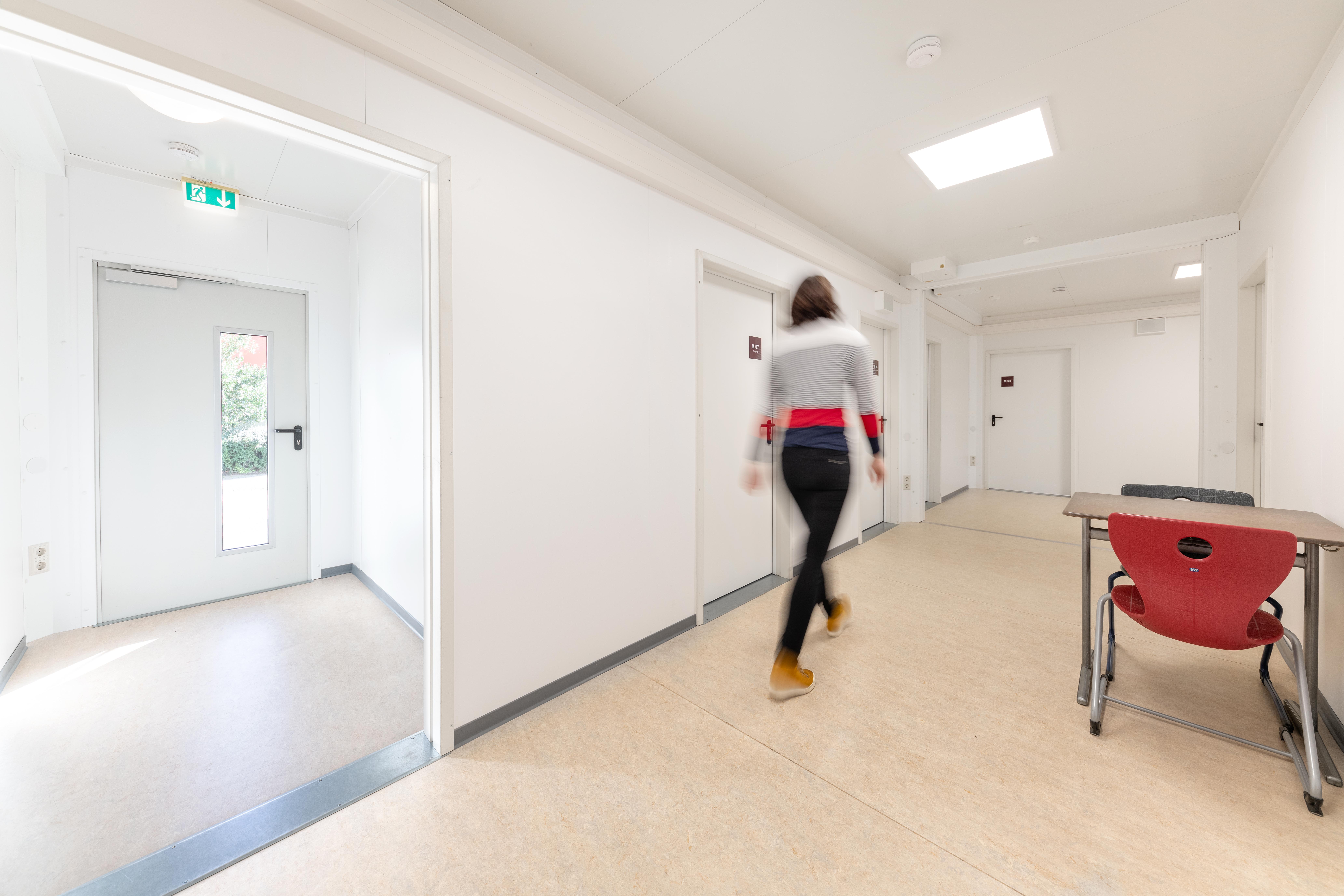 Flursystem der ELA Container Schulanlage Flursystem der ELA Container Schulanlage