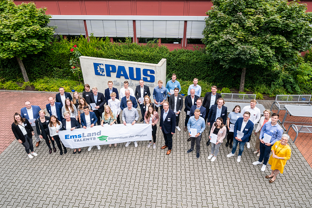 23 Studierende wurden bei Hermann Paus Maschinenfabrik GmbH in Emsbüren als Stipendiaten ausgezeichnet 23 Studierende wurden bei Hermann Paus Maschinenfabrik GmbH in Emsbüren als Stipendiaten ausgezeichnet