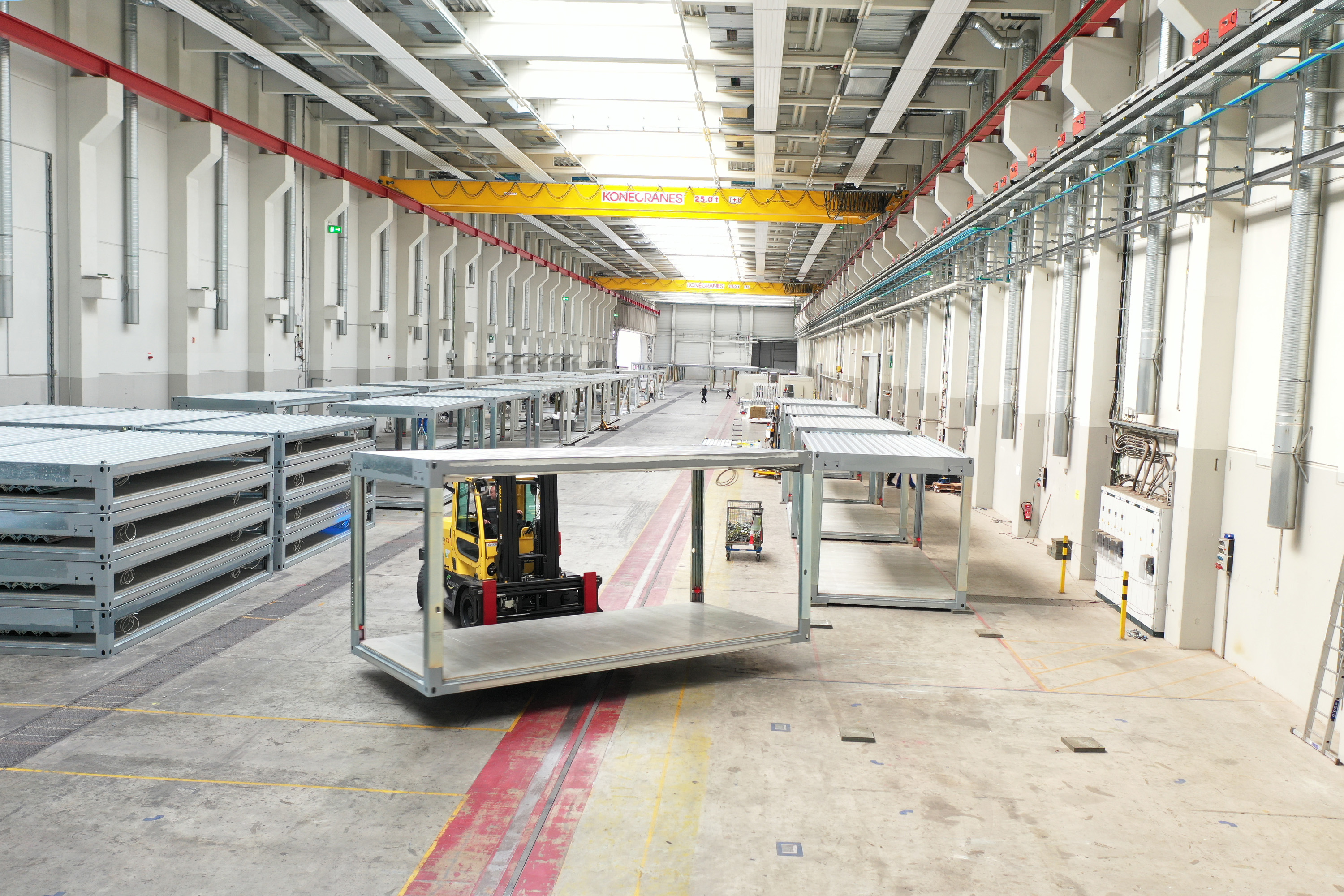 ELA Container Production Halle von Innen ELA Container Production Halle von Innen