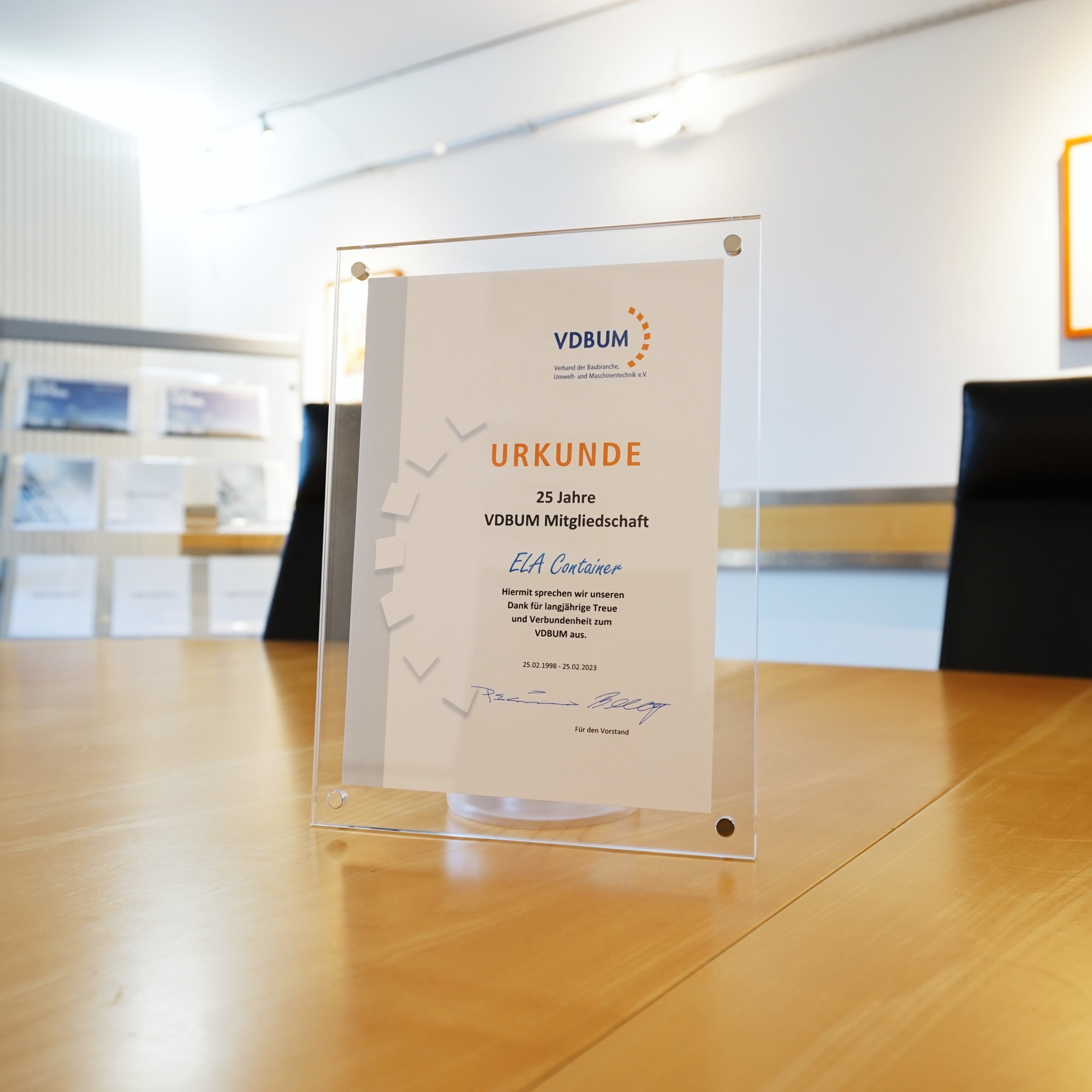 Urkunde für 25 Jahre VDBUM Mitgliedschaft von ELA Container