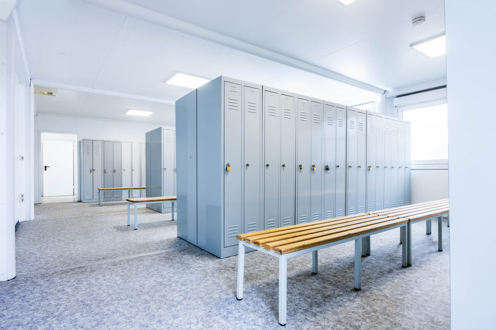 ELA Umkleidecontainer von innen