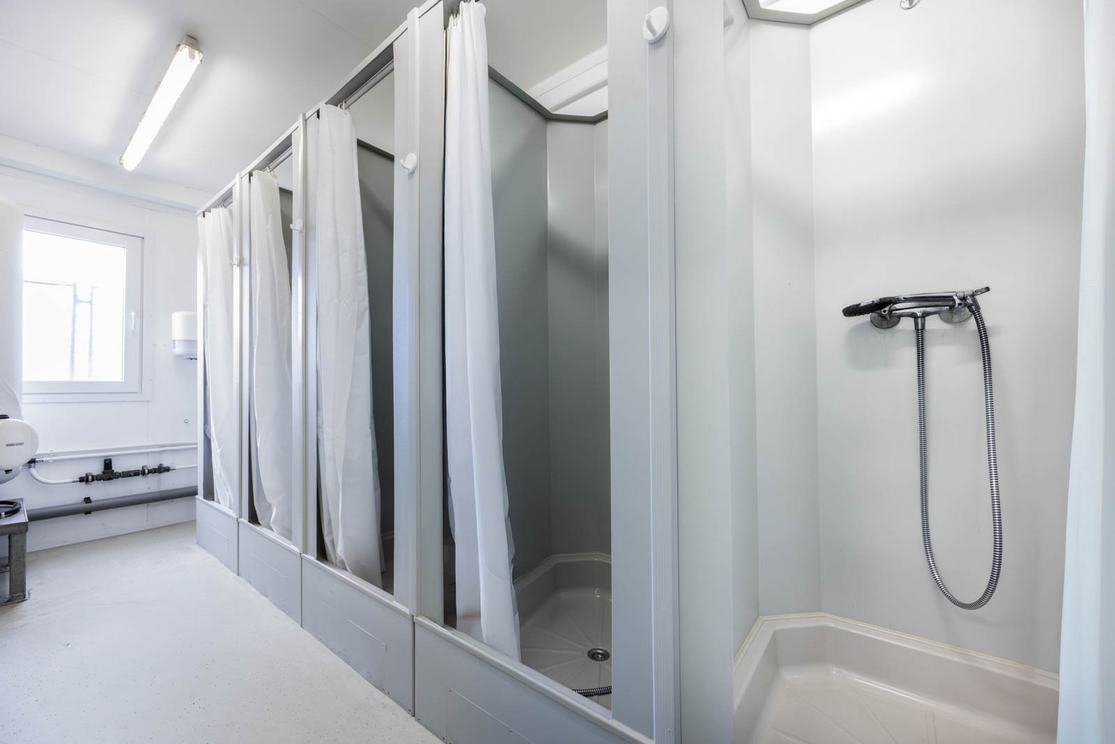 ELA Sanitärcontainer mit Duschen