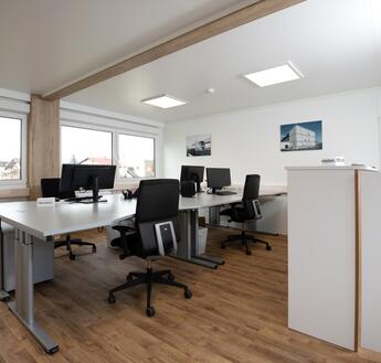 Die drei Meter breiten Premiummodule dienen auch den ELA Mitarbeitern in Österreich als helle und freundliche Büroräume.