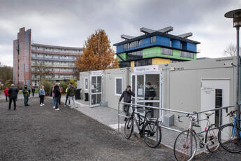 Mensa aus ELA Containern Mensa aus ELA Containern