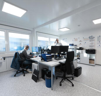 ELA Bürocontainer im Inneren des Service-Centers ELA Bürocontainer im Inneren des Service-Centers