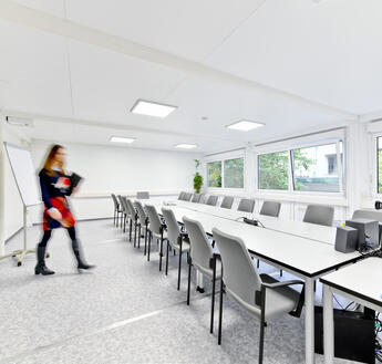 Schulungsraum aus ELA Containern Schulungsraum aus ELA Containern