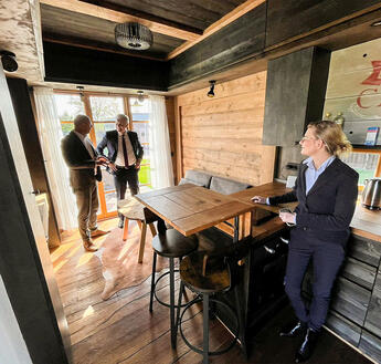 Innenansicht der ELA Container als Tiny House Innenansicht der ELA Container als Tiny House