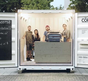Cafe aus Container Pop-up Café Düsseldorf Infostand