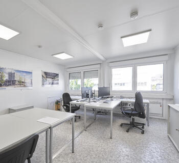 Doppelter Bürocontainer von Innen