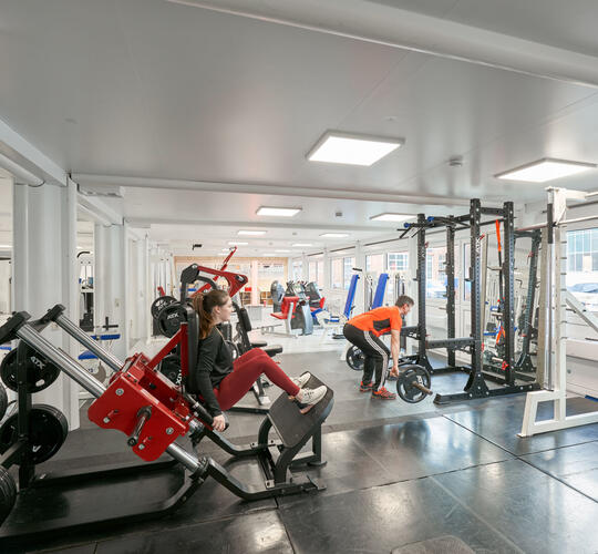 Fitnessstudio aus ELA Containern
