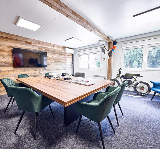 Individuelle Containeranlage als Coworking-Space