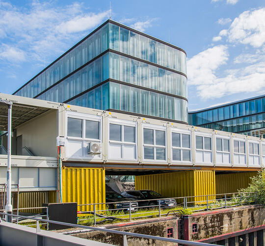 Containeranlage von außen