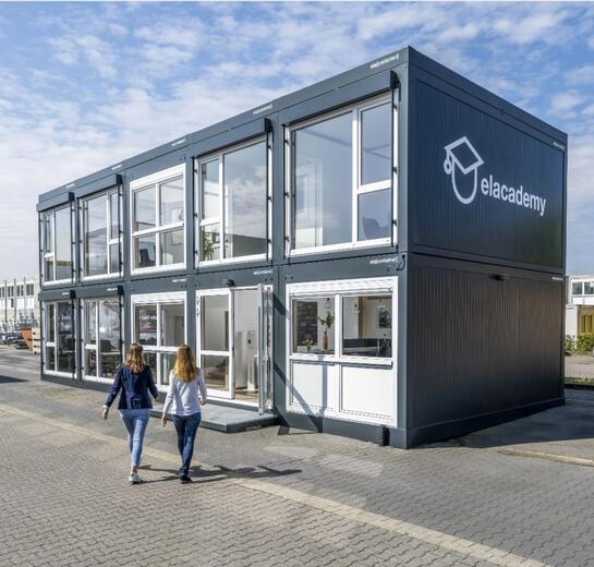 Schulcontaineranlage von Außen zur Miete oder zum Kauf
