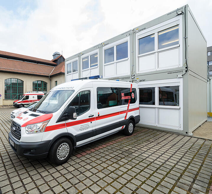 ELA Container - Containeranlage als mobile Geschäftsstelle für die Johanniter