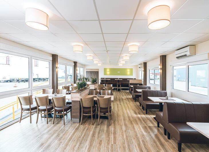 ELA Container - Heller Speiseraum für Imbiss-Container