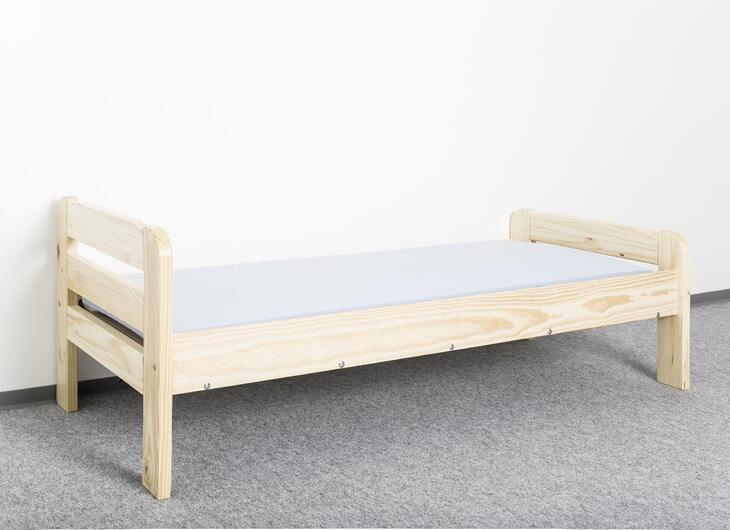 Holzbett für ELA Wohncontainer