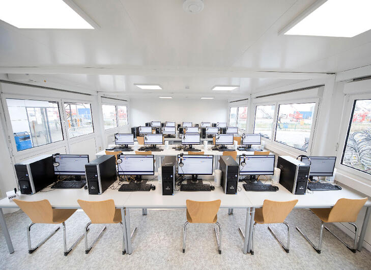 Bürocontaineranlage mit Schulungsraum