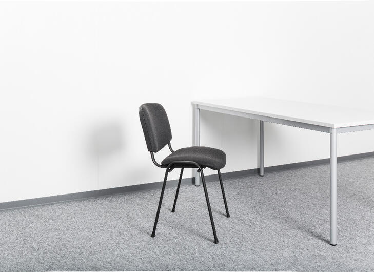Bürocontainer Stuhl mit Tisch