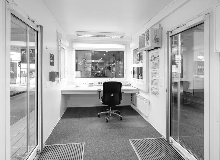 Büroeinrichtung Pförtnercontainer