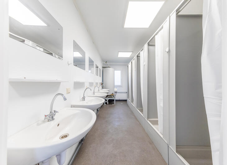 Sanitärcontainer innen