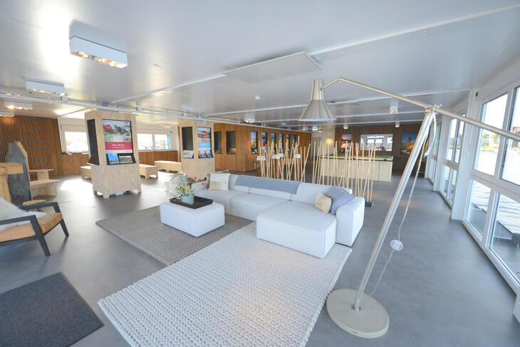 ELA Container - Aufenthaltsraum und Empfangshalle zugleich