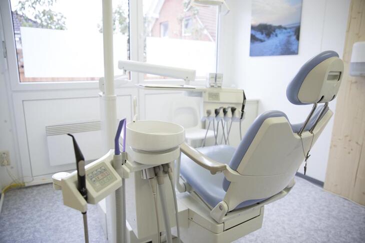 ELA Container - Behandlungsraum einer Zahnarztpraxis