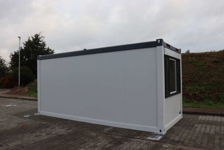 Bürocontainer Aufenthaltscontainer gebraucht kaufen in grau optional mit Mobilar