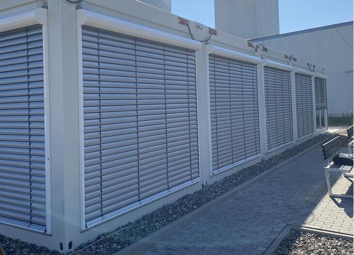 Containeranlage von Außen
